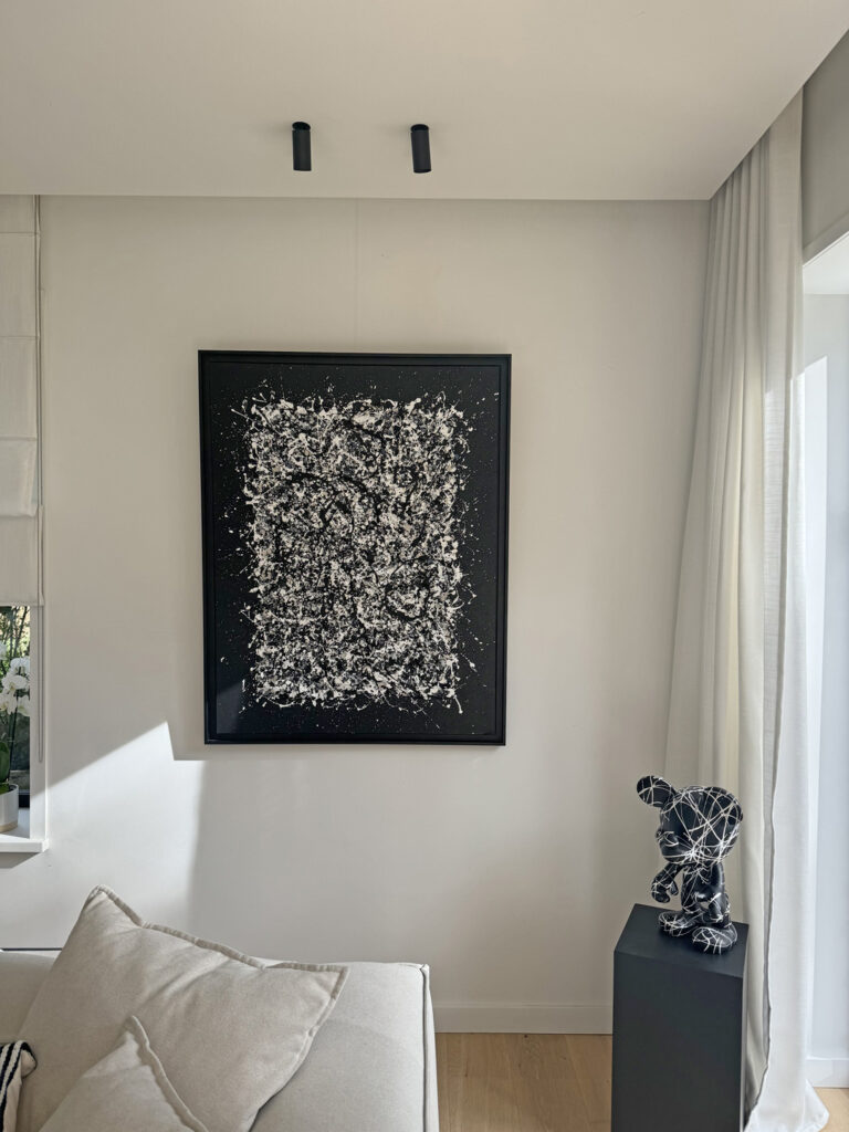 Photo 2 du tableau Black and White Crispy par Stéphanie Bossaert, artiste peintre Lilloise